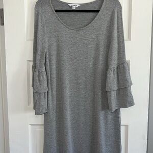 Gray ruffled half sleeve mini/midi dress. Size Medium. Excellent condition.